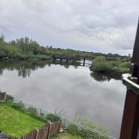 Behind The River Séjour chez l'habitant Cappoquin